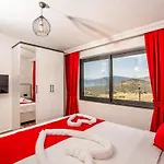 公寓 Near Kaputas, Luxury With Pool